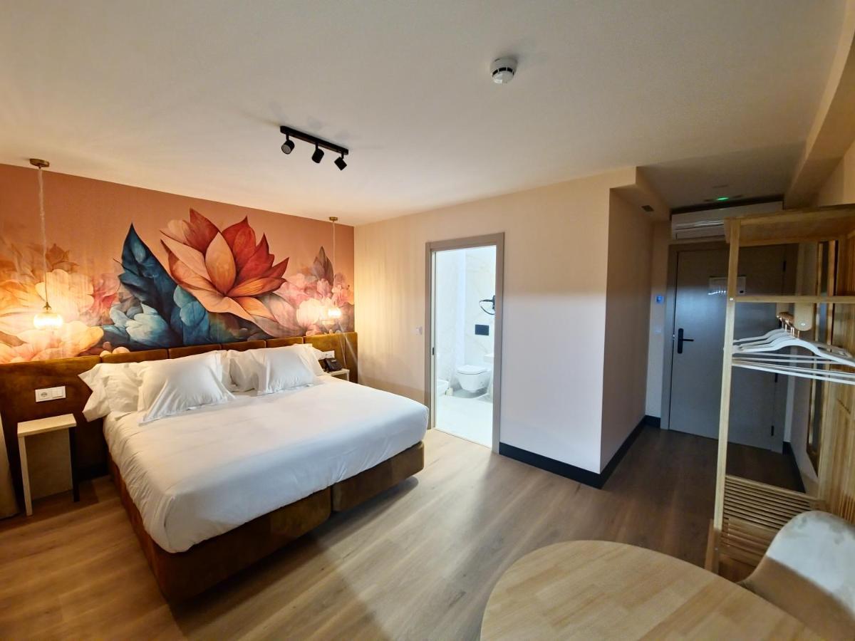 Hotel Suites Moma Centro Villanueva De La Serena Eksteriør bilde