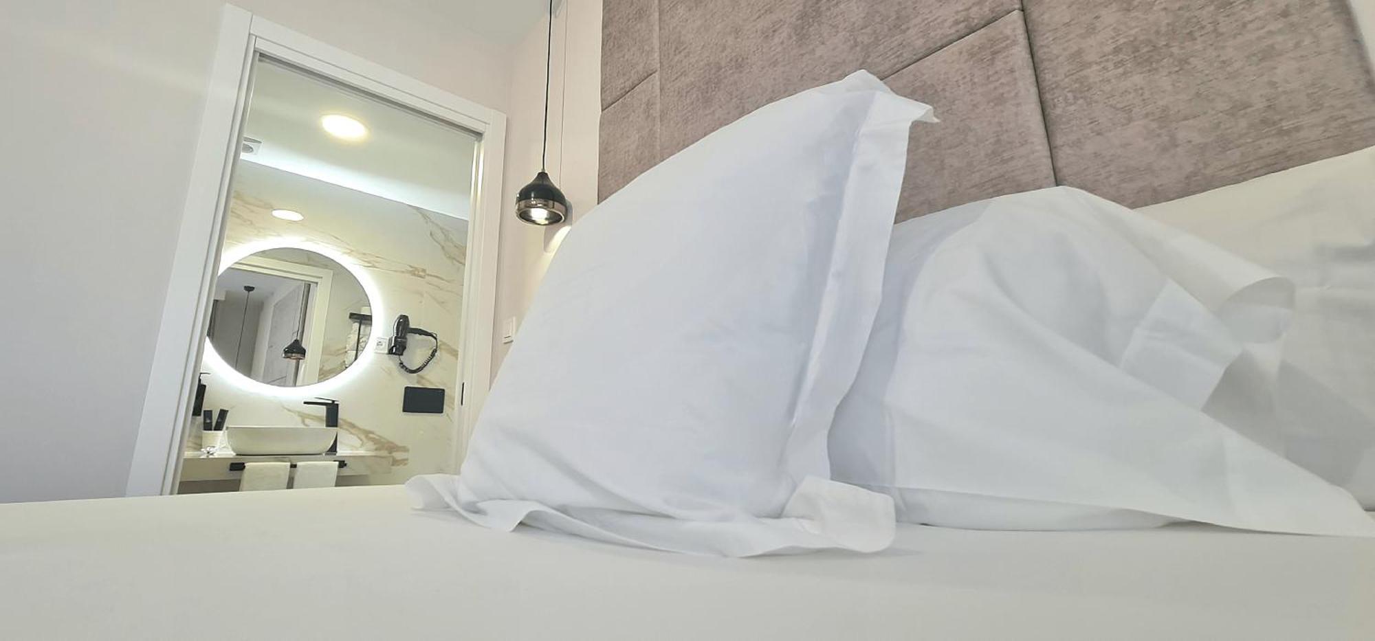 Hotel Suites Moma Centro Villanueva De La Serena Eksteriør bilde